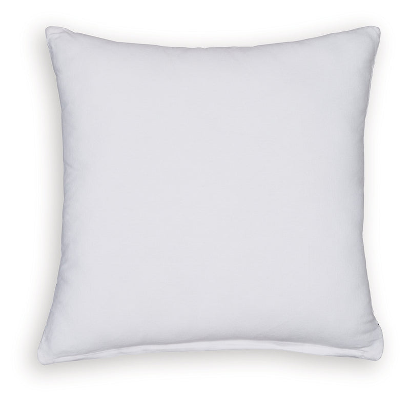 Kydner Pillows